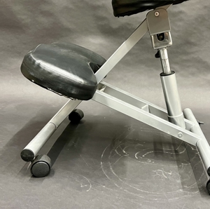 Kniehocker Haltungskorrekturstuhl Orthopädischer Kniestuhl Bild 1