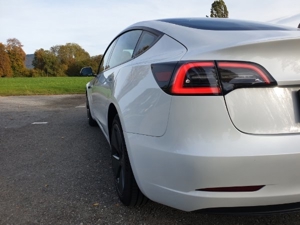 Tesla Model 3 Long Range Bild 6