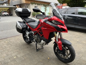 Verkaufe Ducati Multistrada 1200 S BJ 2015 rot mit elektronischem Fahrwerk