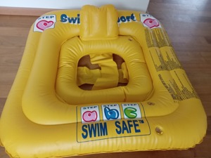 Schwimmhilfe für Babys Bild 3