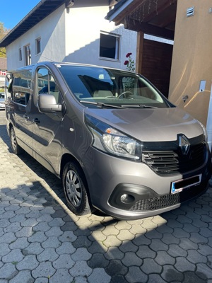 Renault Trafic L1H1 9 Sitzer , Bj, 05 2018 , 145 PS, mit wenig Km in Top Zustand