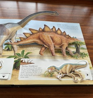 Tolles großes Dinosaurier-Buch mit Aufklapp-Seiten Bild 4