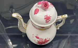 HEREND Apponyi   Chinesisches Bouquet Muster, Rosenknäufe - HANDGEMALT  Bild 3