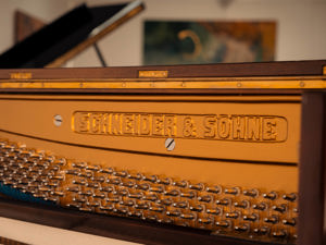 Schneider & Söhne Klavier, Made in Austria. Kostenlose Lieferung in ganz Vorarlberg (*) Bild 9