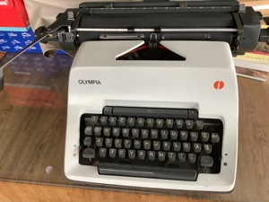 Schreibmaschine, mechanisch Bild 1
