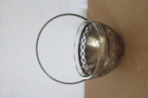 Henkelkorb mit Glaseinsatz Bild 2