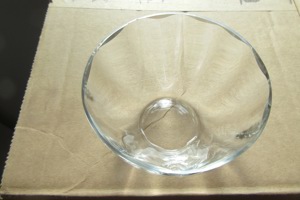 Henkelkorb mit Glaseinsatz Bild 4