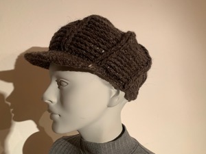 Mütze Kappe Ballonmütze Damen-Strickmütze dunkelbraun mit Schild - nw. Bild 3