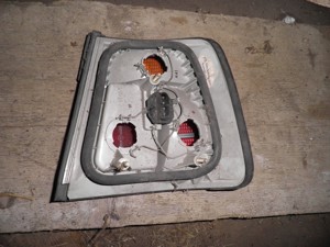 BMW 5 Heckleuchte E34 Bild 2