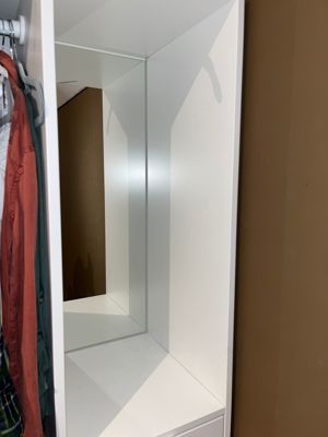 IKEA Kleiderschrank Neuwertig mit Spiegel