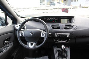 Renault Scenic dci 110 EDC TomTom Edition Bild 9