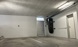 Moderner Tiefgaragenstellplatz provisionsfrei zu vermieten