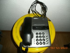 Telefon und Digitaler Anrufbeantworter TLA-138