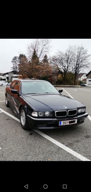 BMW 730i V8