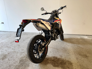 Moped Rieju MRT 50 Bild 2