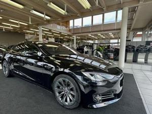 Tesla Model S Bild 2