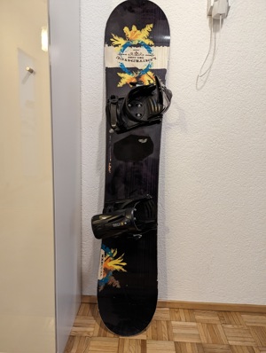 Snowboard 140cm und Snowboardschuhe  Bild 1