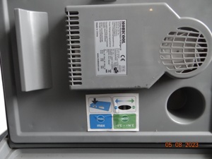 Kühlbox mit Stromanschluss Zigarettenanzünder und Steckdose Bild 3