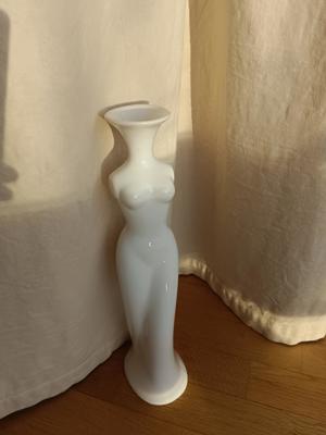 Figurale Porzellan Vase Bild 5