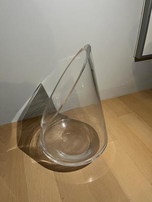 Asymmetrische Glas Vase  Bild 2