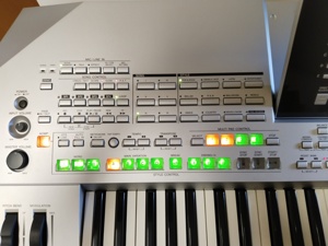 Yamaha Tyros 2 Keyboard Bild 1