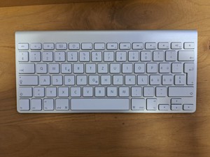 Apple original Bluetooth Tastatur  Bild 1