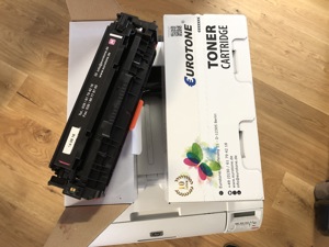 HP LaserJet Pro 400 color M451nw Laserdrucker Bild 2