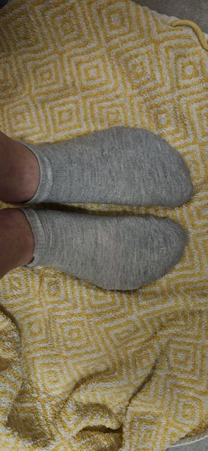 Getragene Socken und Unterwäsche (generell Hilfe gesucht)  Bild 3
