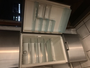 Siemens Kühlschrankkombination mit Kellerschublade u Gefrierfach u Edelstahlausführung Bild 2