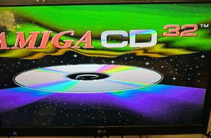 Commodore Amiga CD32 Bild 3