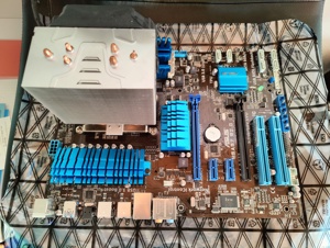 Gaming Mainboard + AMD FX 8350 + 12GB RAM Bild 3