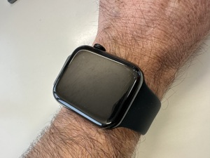 Apple Watch Serie 5   Edelstahl mit hartem Display Bild 2
