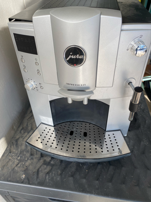 Jura- Kaffemaschine günstig zum Reparieren Bild 3