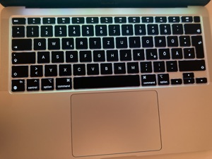 Verkaufe MacBook Air M1 2020 Bild 3