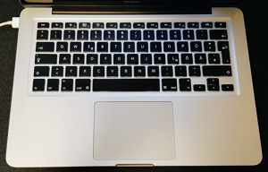 Apple MacBook 5,1 2.4 13'' Late 2008 Bild 4