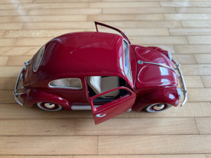 Modellauto Käfer rot Bild 1