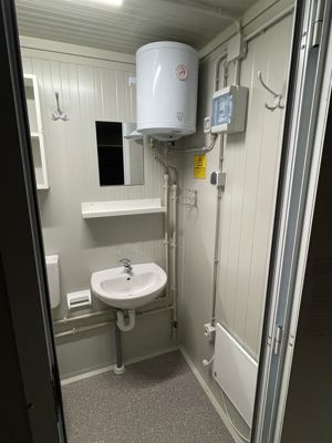 Sanitärcontainer Dusche WC Container Sanitär Bau Umbau Bild 5