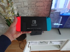 Nintendo Switch  Bild 1