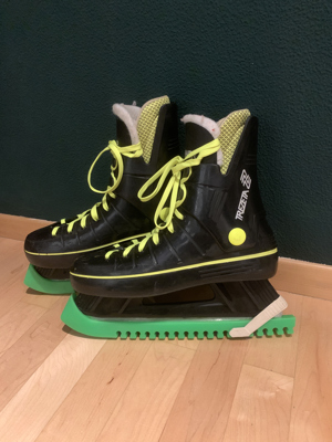 Eislaufschuhe  Eishockey-Schuhe (Größe 44) Bild 2