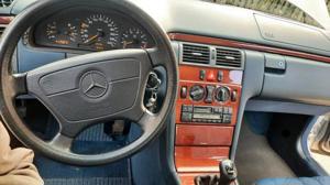 Mercedes-Benz E-Klasse Bild 3