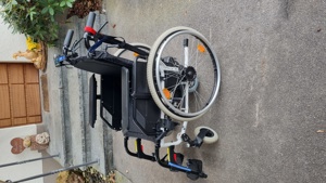 Elektrischer Rollstuhl  Bild 1