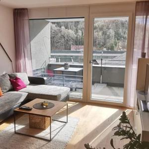Sonnige 2-Zimmer-Wohnung mit Balkon Bild 2