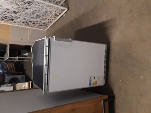 Kühlschrank mit Tiefkühlfach Bild 1
