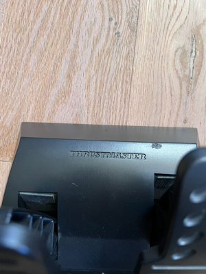 Thrustmaster Pedal - PS4 Bild 4