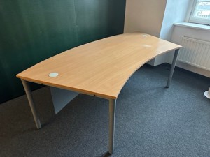 Bürotisch zu verschenken