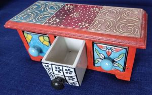 Holzschachtel mit Porzellankästchen, Aufbewahrungsbox Bild 1