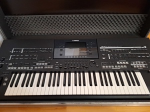 Yamaha tyros 4 keyboard