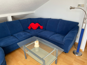 Couch aus blauem Stoff  Bild 2