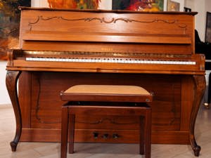 Hochwertiges Weiss Klavier, Made in Germany.Kostenlose Lieferung in ganz Vorarlber (*) Bild 8