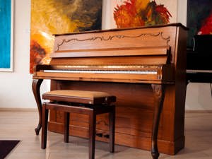 Hochwertiges Weiss Klavier, Made in Germany.Kostenlose Lieferung in ganz Vorarlber (*) Bild 3